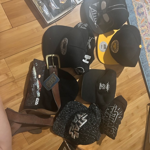 Large Star Wars bundle - Picture 4 of 4